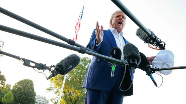 Lecciones del Golpe de Estado de 1954 para Trump: Un Estudio de Caso