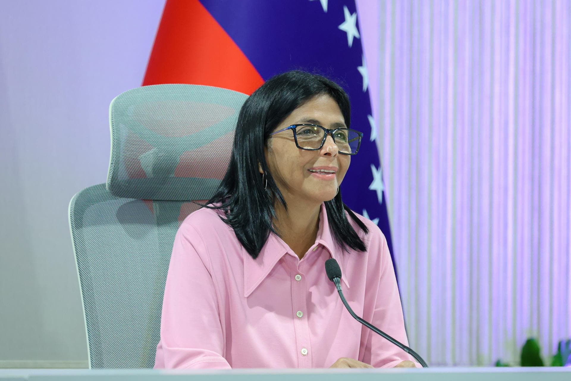 Duro Felguera y Delcy Rodríguez: Negociaciones por Deuda en Venezuela