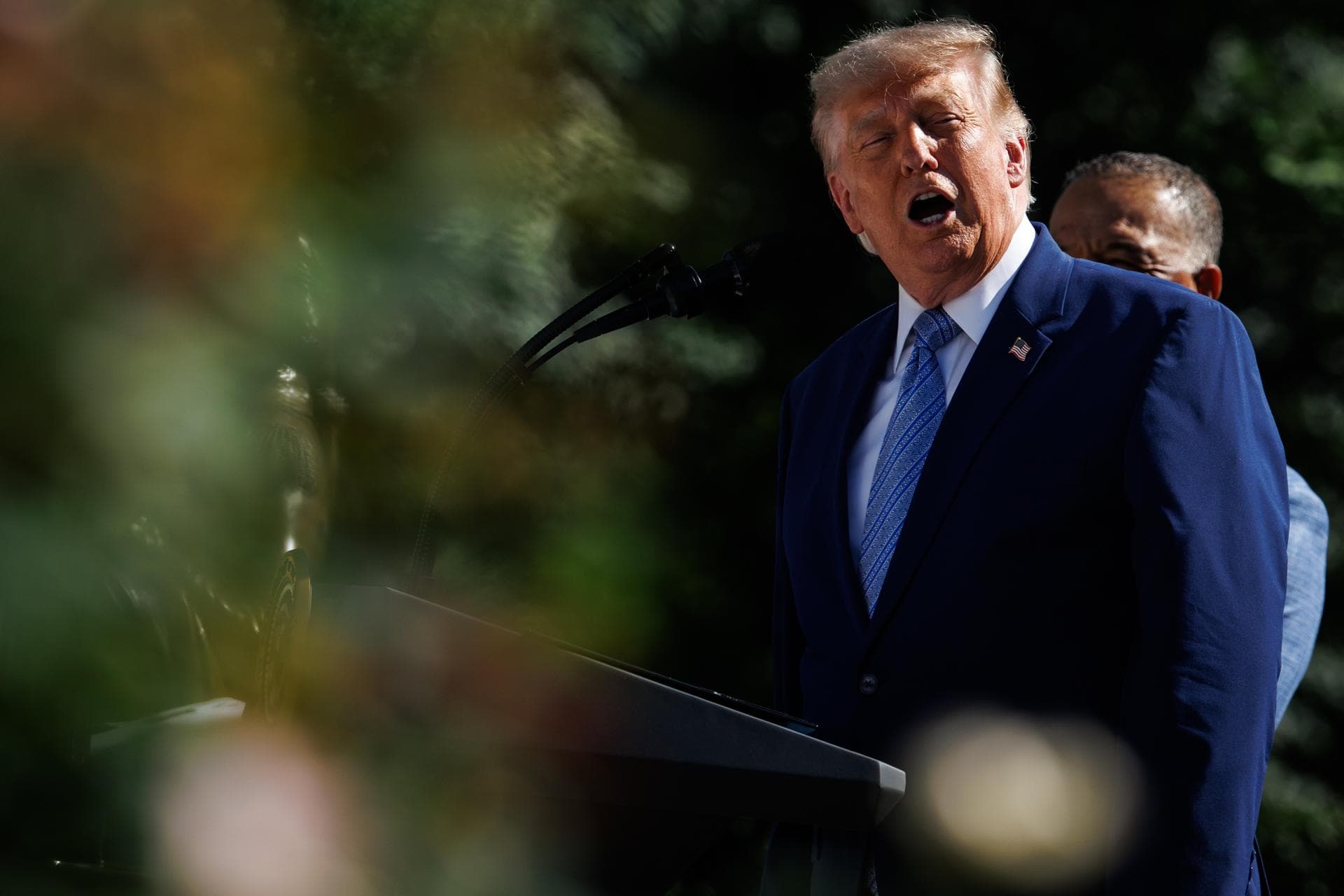 Trump Advierte a China y Rusia: Armas a Irán Tendrían Consecuencias Graves