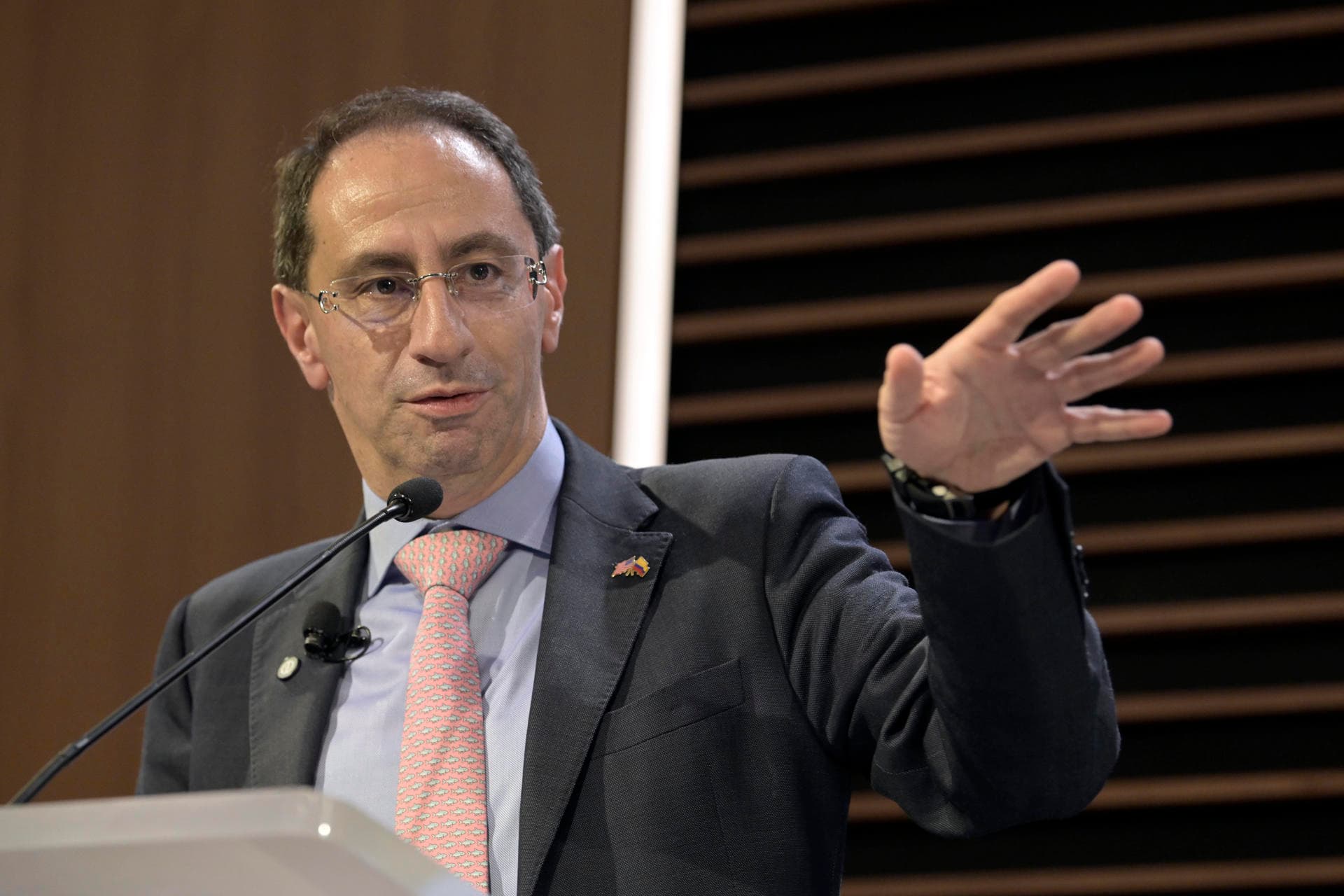 Vicepresidente electo de Colombia culpa a Petro por aranceles de EE.UU.
