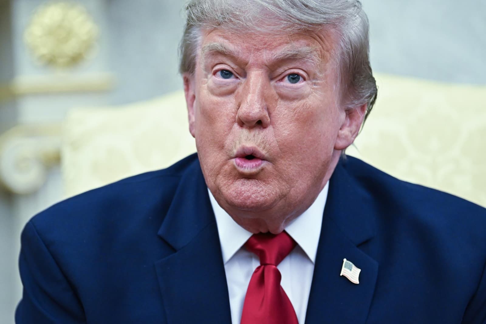 Trump desata una tormenta en redes: de Irán a extraterrestres y Bruce Springsteen