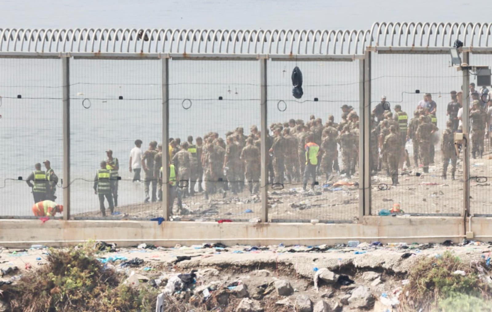 EEUU eleva alerta de viaje para Ceuta ante oleada de migrantes irregulares