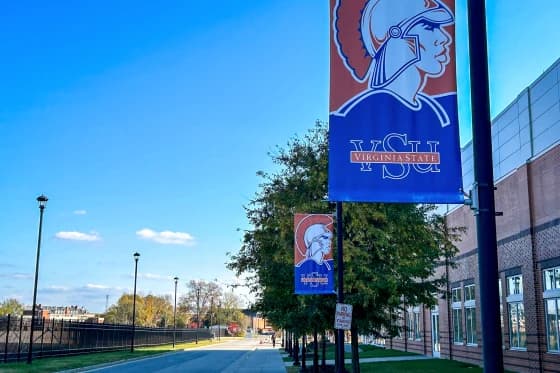 Tiroteo en Universidad de Virginia: Detienen a joven tras 12 horas de fuga