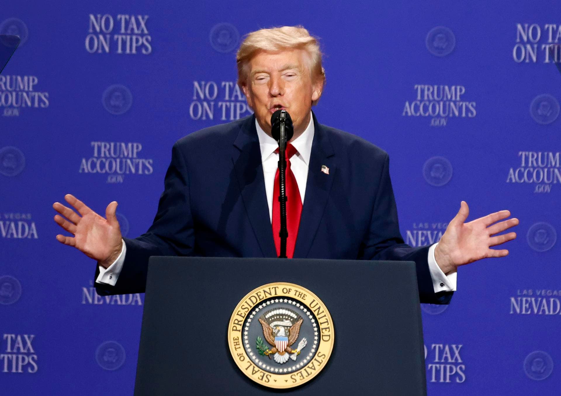 Trump busca un acuerdo con Irán, pero advierte sobre el régimen