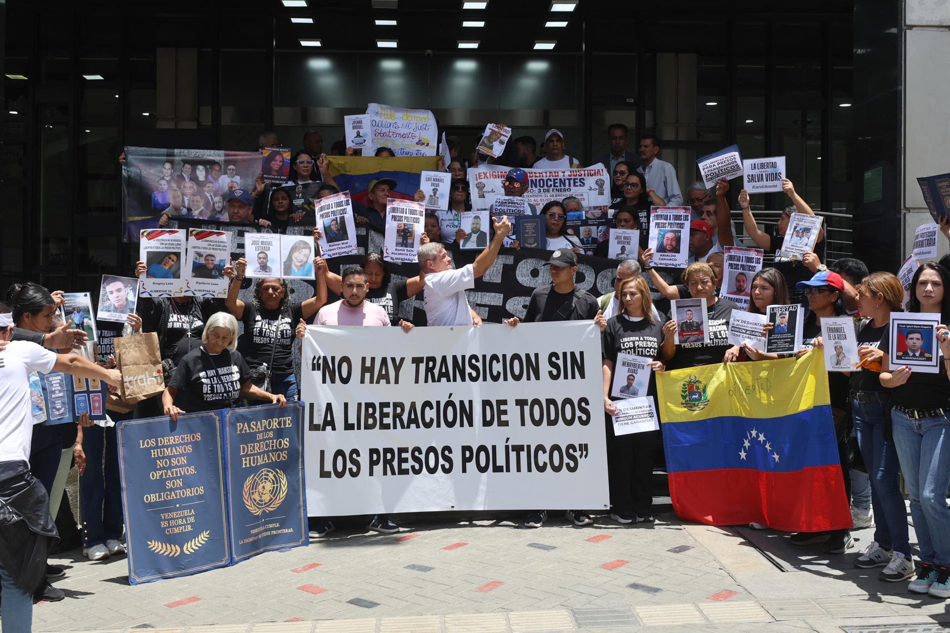 Excarcelados en Venezuela: Las secuelas del miedo tras la prisión política