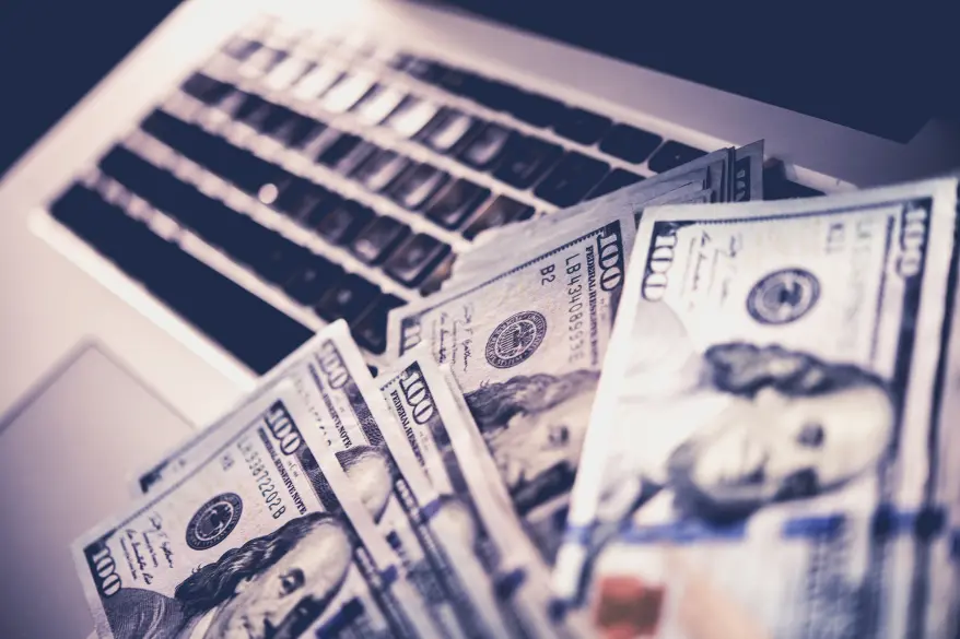Escándalo en Nueva York: Empresario de blockchain en la mira por desvío de $5 millones