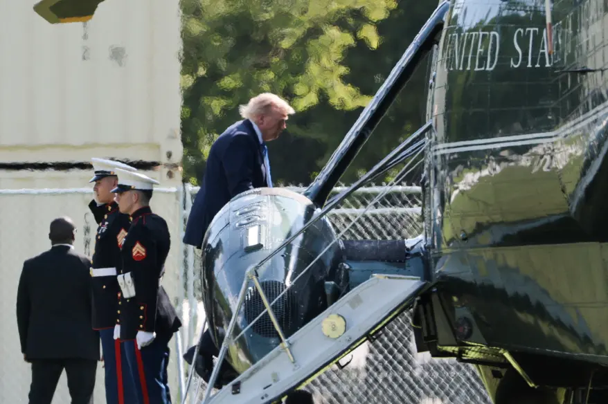 Incidente entre el helicóptero presidencial de Trump y un avión comercial