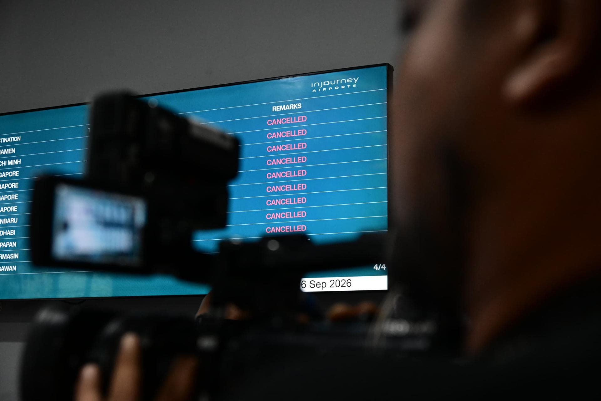 Indonesia reactiva aeropuertos tras suspensión de 600 vuelos internacionales