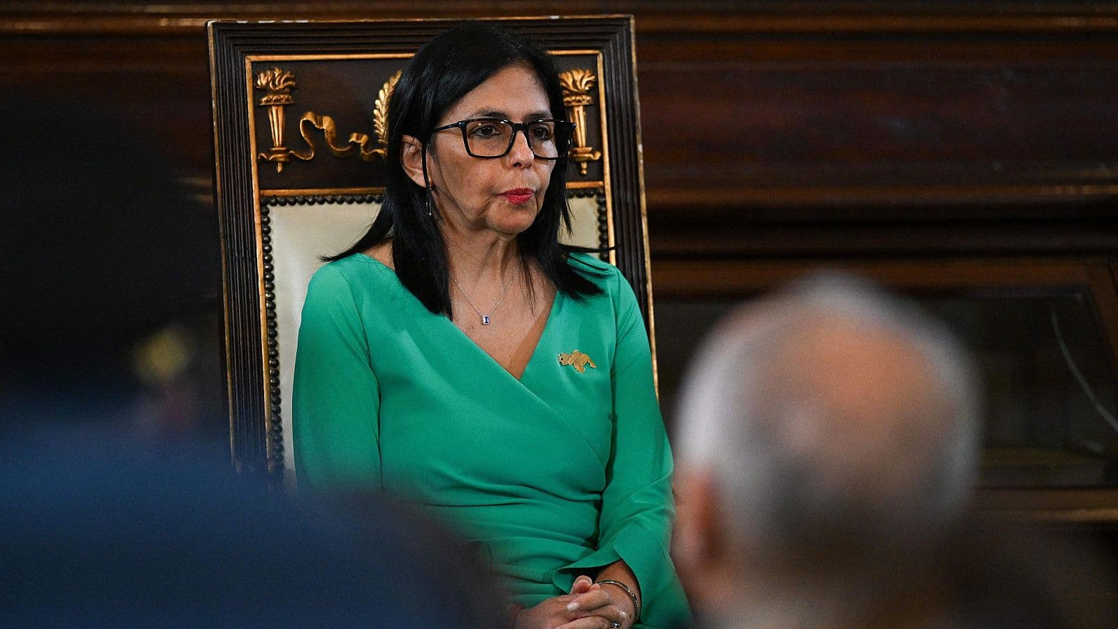 Crisis Interna en el Chavismo: Delcy Rodríguez en el Ojo del Huracán